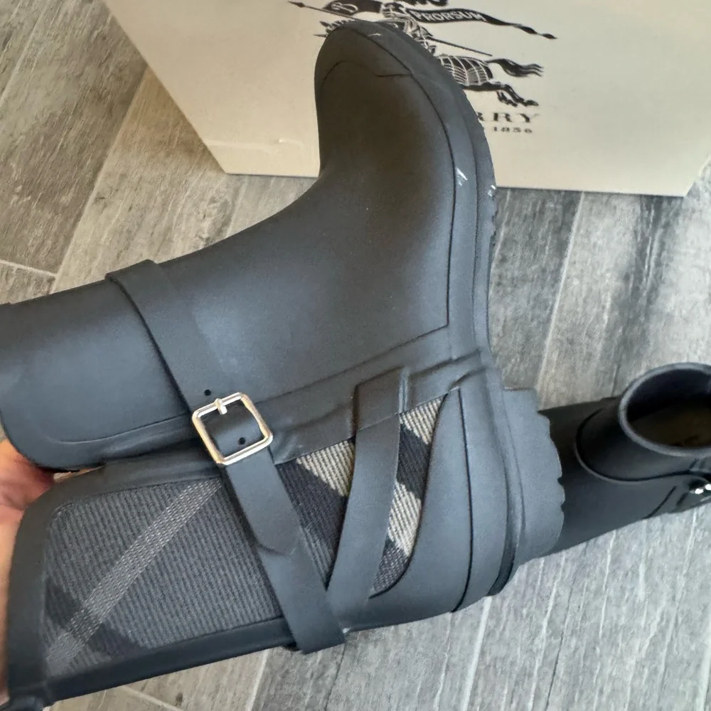Burberry Black Short Rain Boots with Buckle Detail